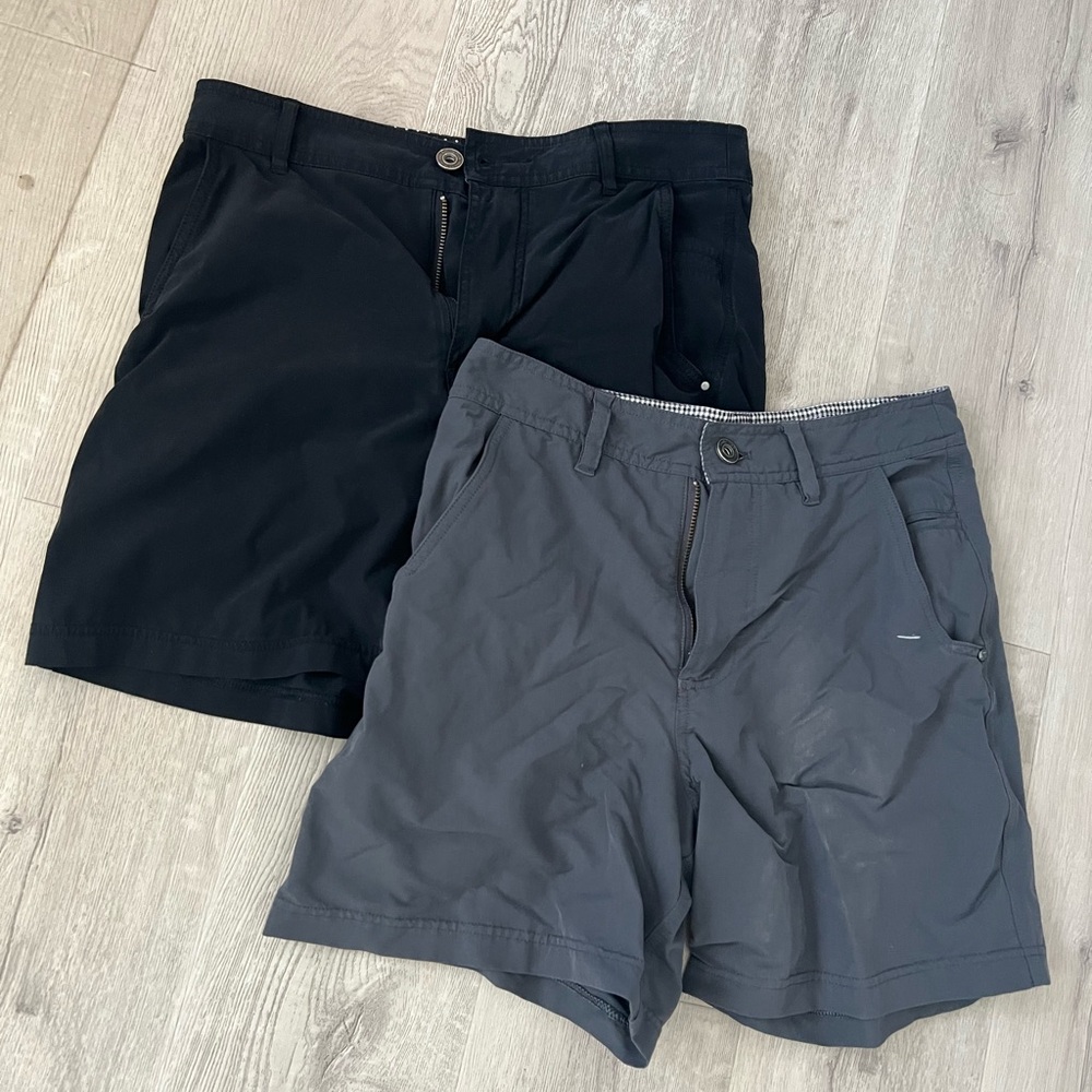 Lot of 2 Lululemon ABC commission short black & grey mens size 30